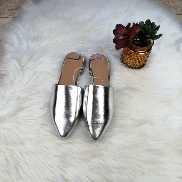 A New Day Junebug Metallic Silver Mules - Picture 7 of 8